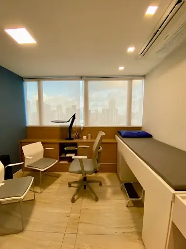 Consultório moderno e confortável da Clínica Intrador - North Zone Unit